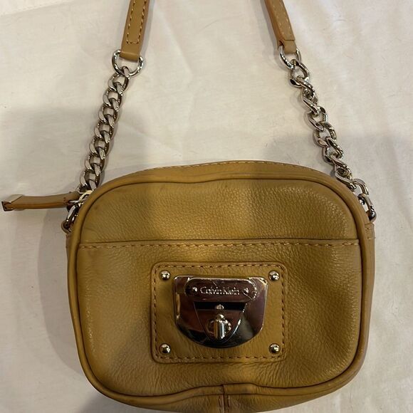 Calvin Klein crossbody small purse - Picture 3 of 6